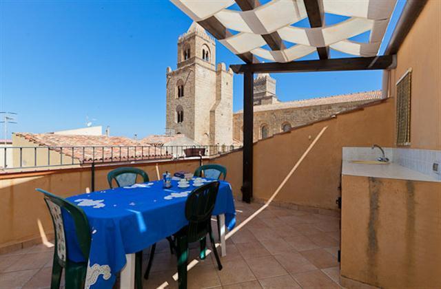Terrazza Delle Mura 체팔루 객실 사진